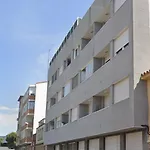 Con Jardin Y Garaje Apartment