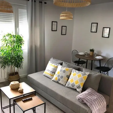 Apartment Con Jardin Y Garaje Zaragoza